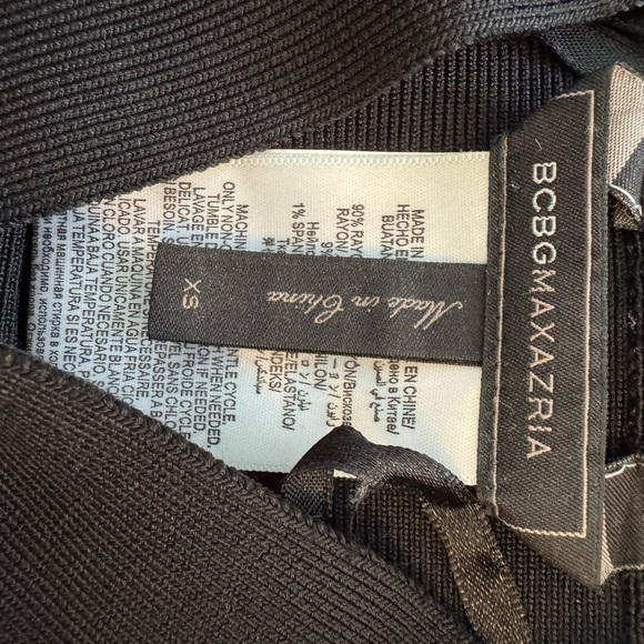 BCBGMaxAzria Black Ribbed Skirt women’s XS - Picture 3 of 4